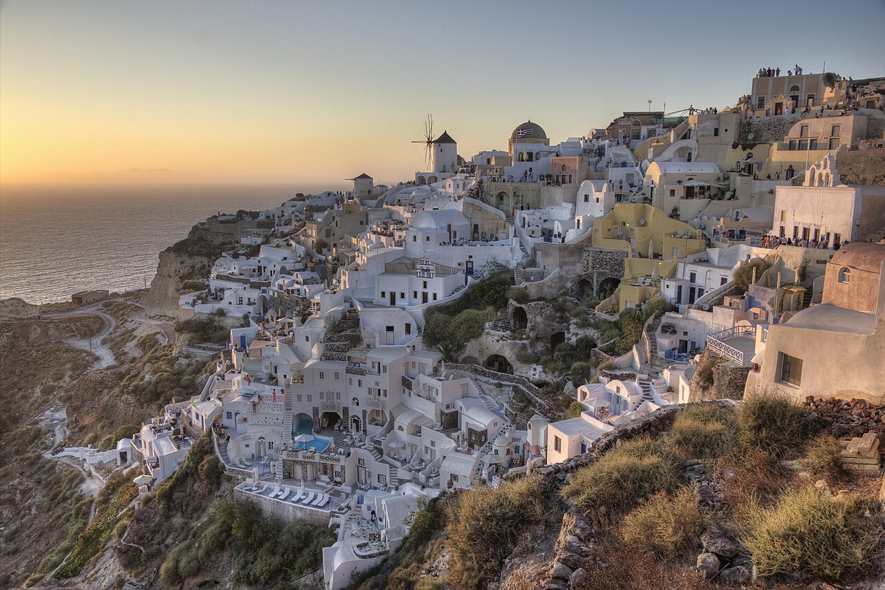 Santorini travel guide